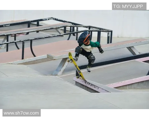 南京滑板队与重庆滑板队速度对决赛后分析与精彩回顾