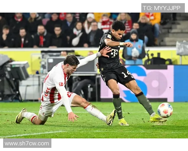 2019年科隆与汉堡激战回顾:一场精彩的德甲对决与战术较量